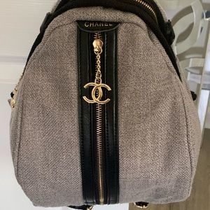 VIP GIFT Chanel Canvas Crossbody Bag/Backpack